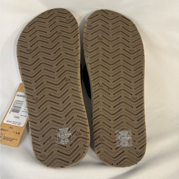 Quiksilver men’s flip flop sandals - Picture 4 of 8